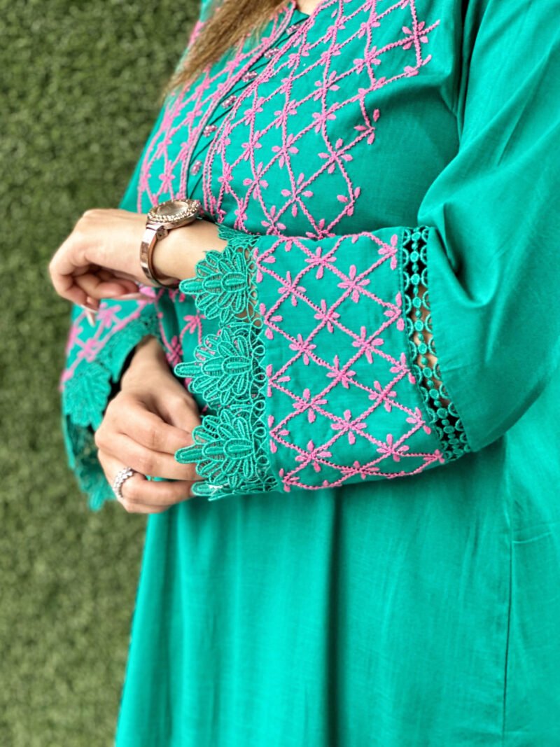 Abeer - Image 4