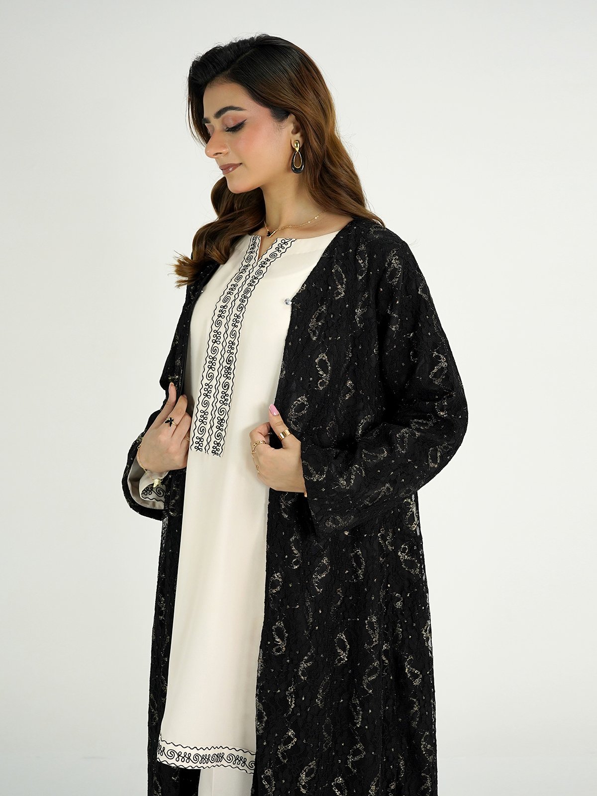 Apricot Muse - Image 3